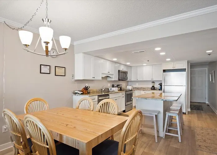 Ferienhaus Beautiful 2 Bedroom Plaza With Outdoor Pool! Ocean Stadt
