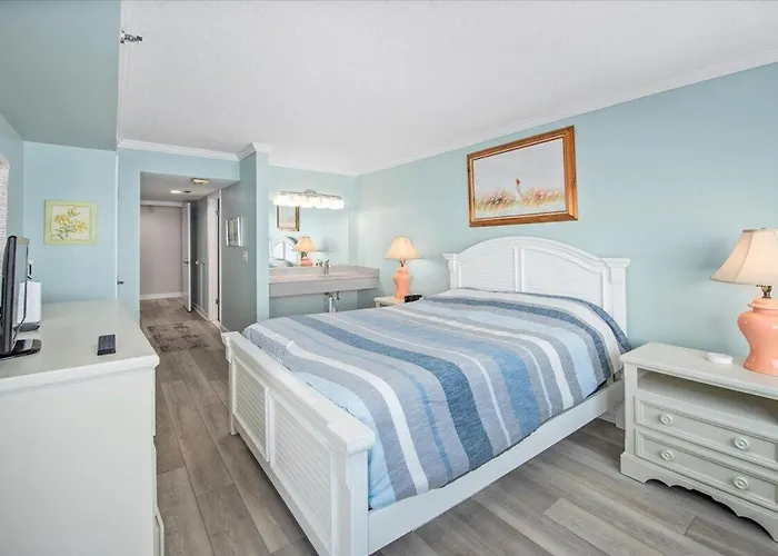 Ferienhaus Beautiful 2 Bedroom Plaza With Outdoor Pool! Ocean Stadt