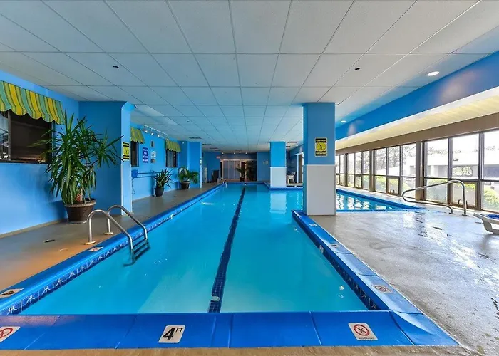 Ferienhaus Beautiful 2 Bedroom Plaza With Outdoor Pool!